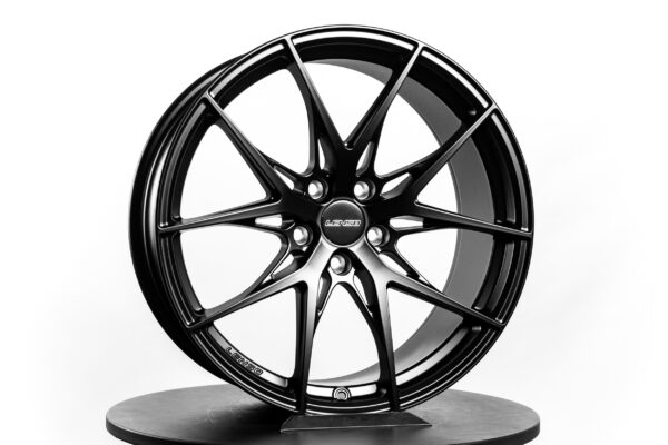 Lenso Dyna2 8,5×19″ 5×112 ET35 Ø66,6  black