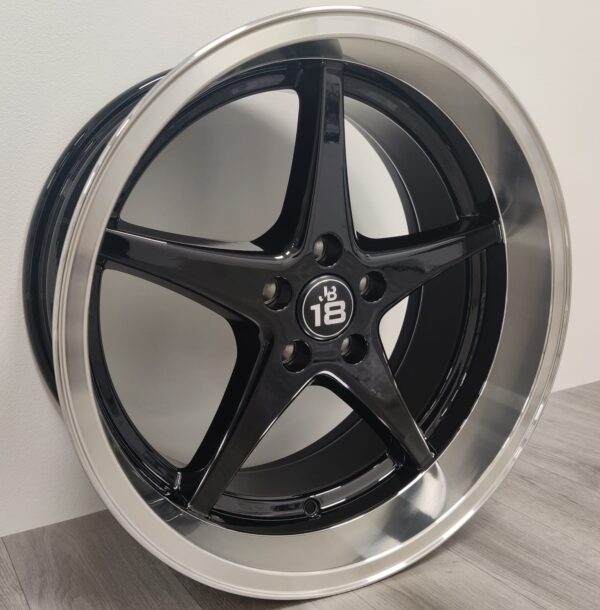 Tomason RL1 8,5×18″ 5×108 ET6 Ø65.1 Black lip polished Takaveto volvo (70mm huullos)